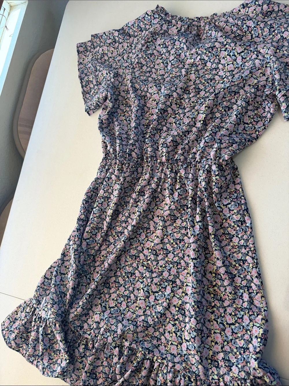 Lauren Conrad floral dress - Picture 4 of 4